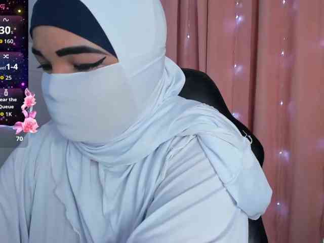 FalakYasin webcam