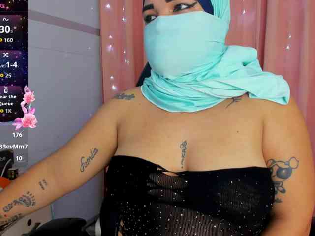 FalakYasin webcam