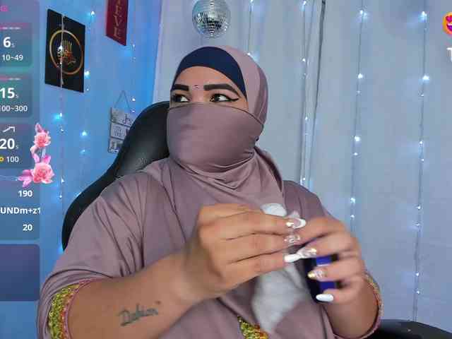 FalakYasin webcam