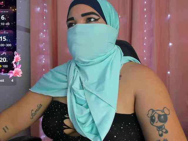 FalakYasin webcam
