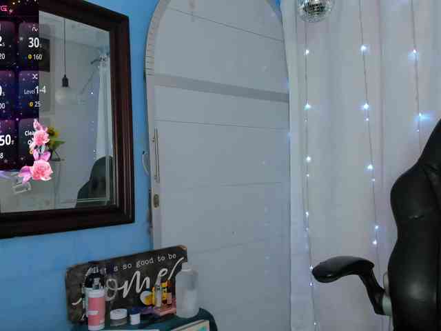 FalakYasin webcam