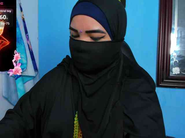 FalakYasin webcam