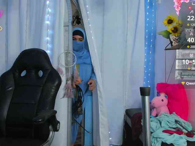 FalakYasin webcam