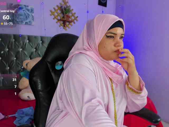 FalakYasin webcam