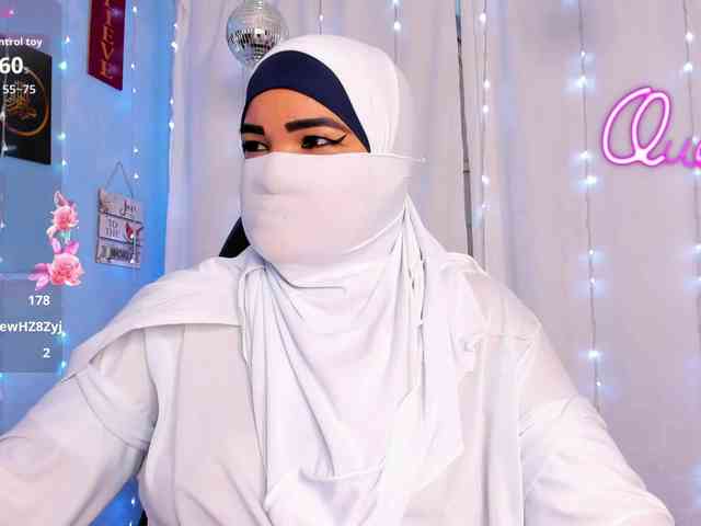 FalakYasin webcam