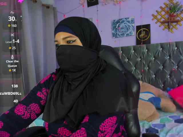 FalakYasin webcam