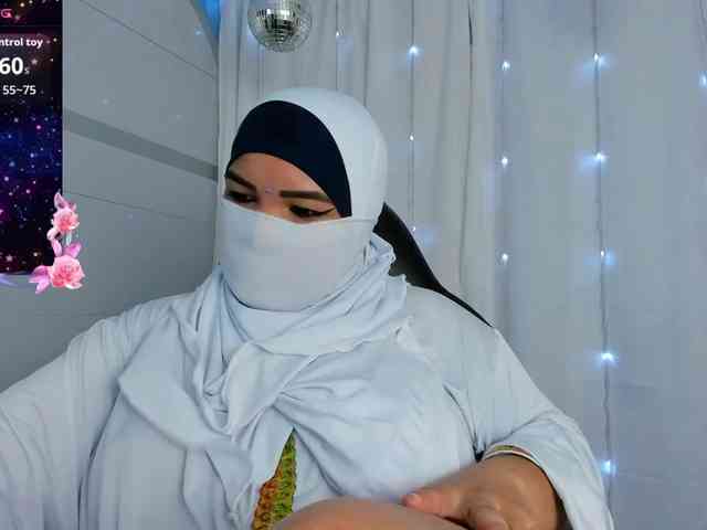FalakYasin webcam