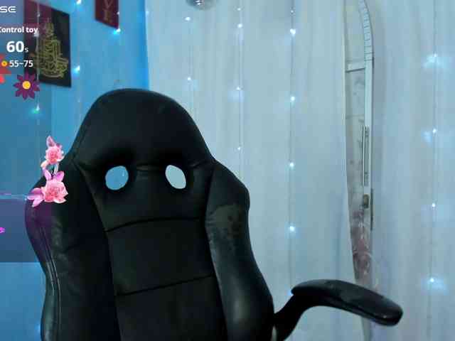 FalakYasin webcam