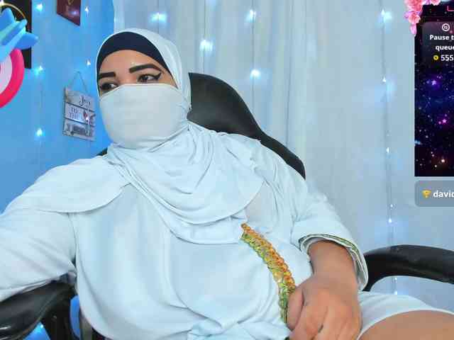 FalakYasin webcam