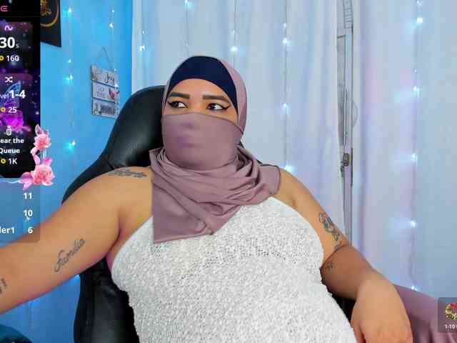 FalakYasin webcam