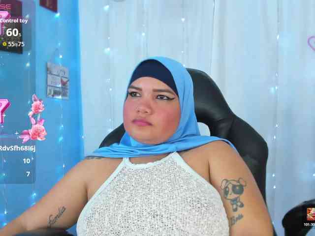 FalakYasin webcam