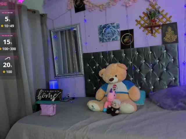 FalakYasin webcam