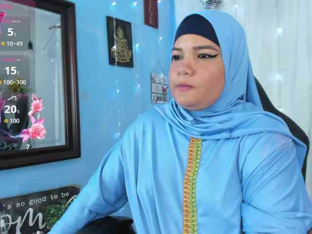 FalakYasin webcam