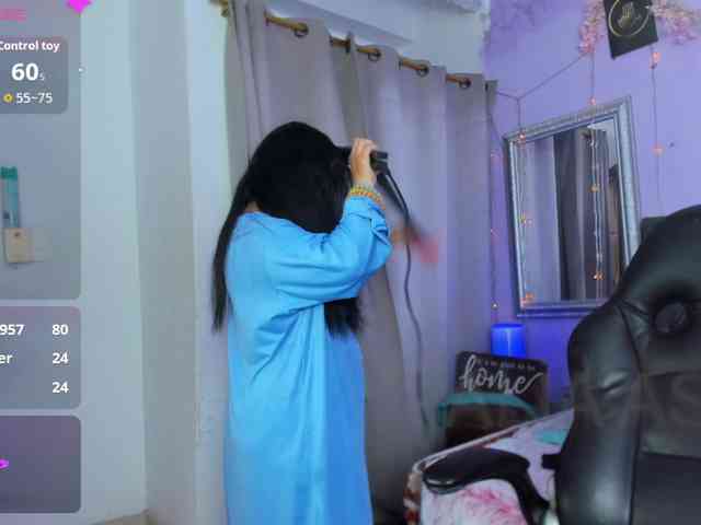 FalakYasin webcam