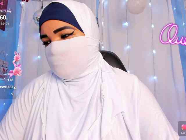 FalakYasin webcam