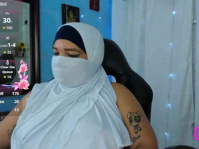 FalakYasin webcam