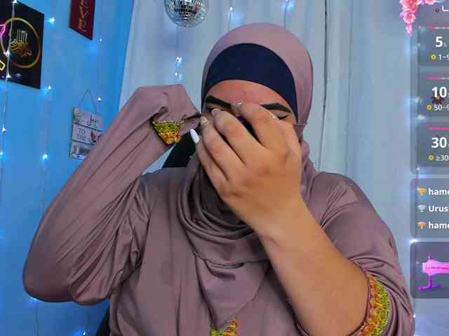 FalakYasin webcam