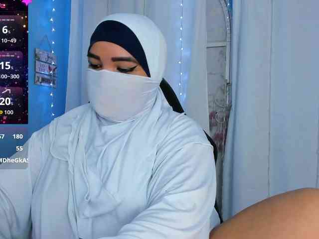 FalakYasin webcam