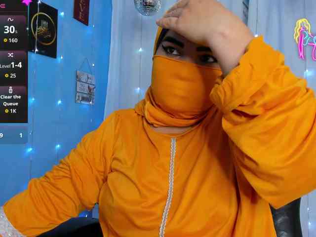 FalakYasin webcam