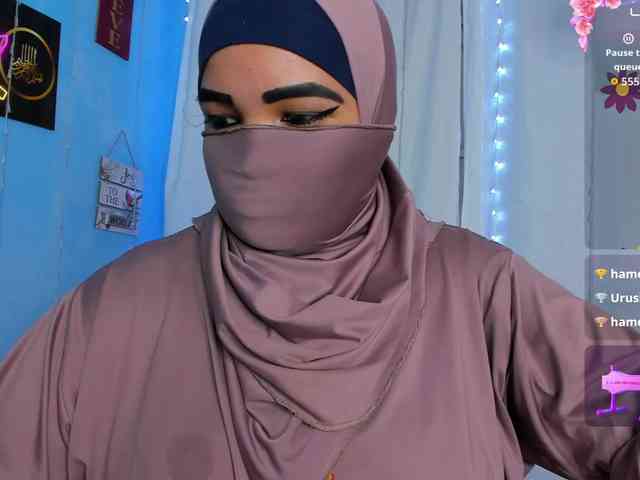 FalakYasin webcam