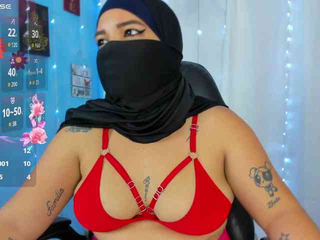 FalakYasin webcam