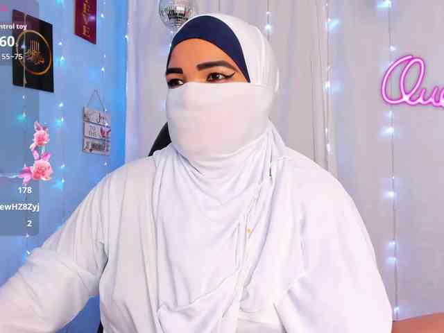 FalakYasin webcam