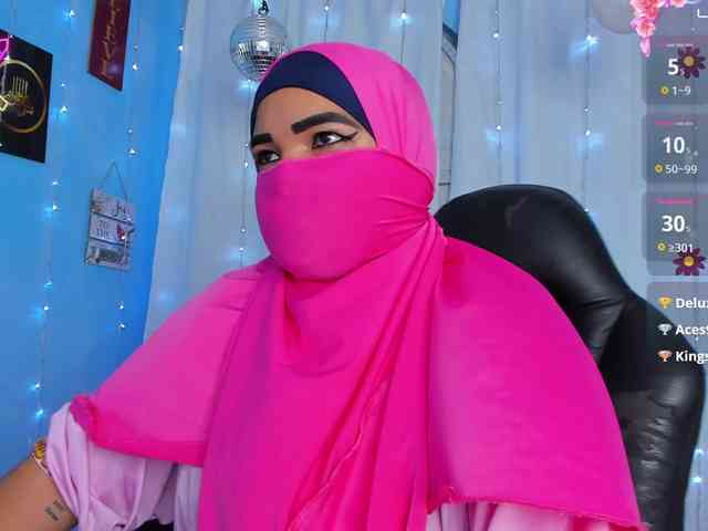 FalakYasin webcam