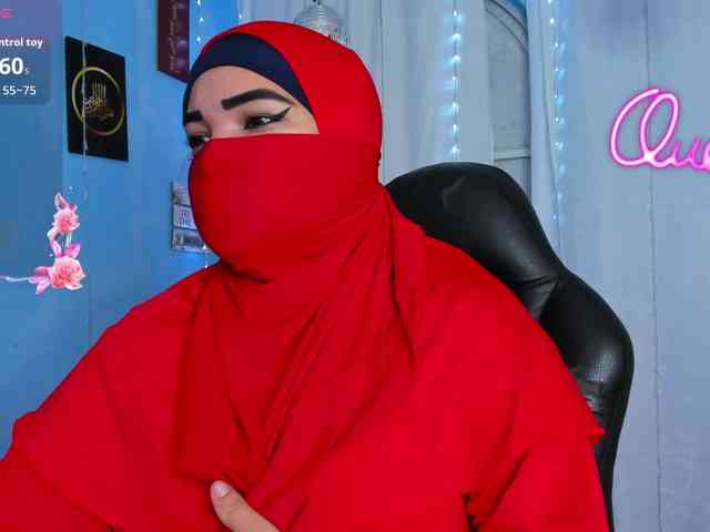 FalakYasin webcam