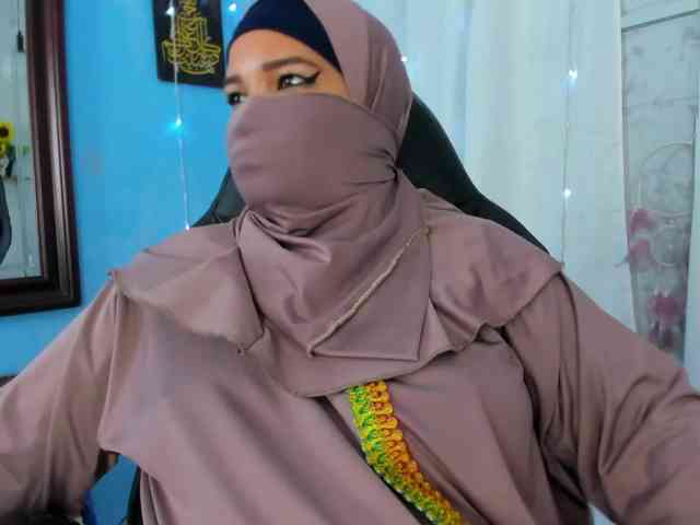 FalakYasin webcam