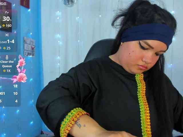 FalakYasin webcam