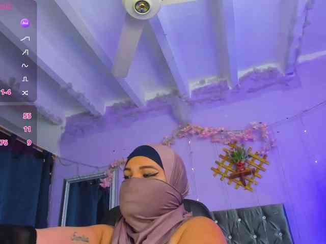 FalakYasin webcam