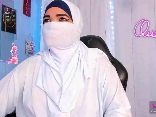 FalakYasin webcam