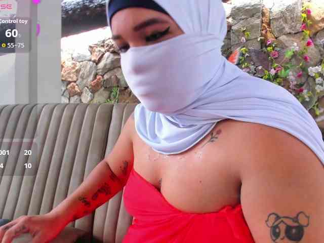 FalakYasin webcam