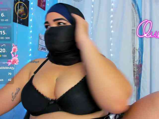 FalakYasin webcam