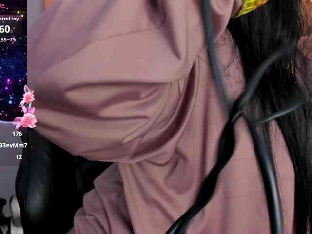 FalakYasin webcam