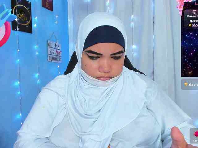FalakYasin webcam
