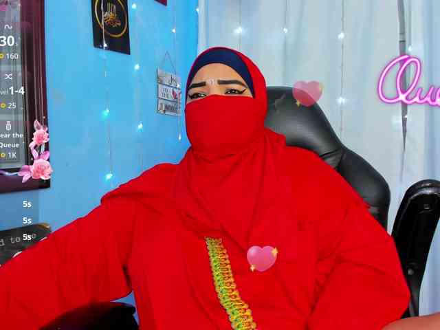 FalakYasin webcam