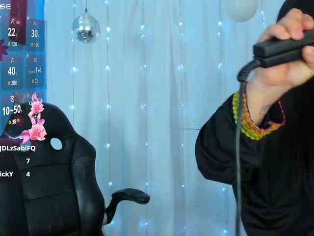 FalakYasin webcam