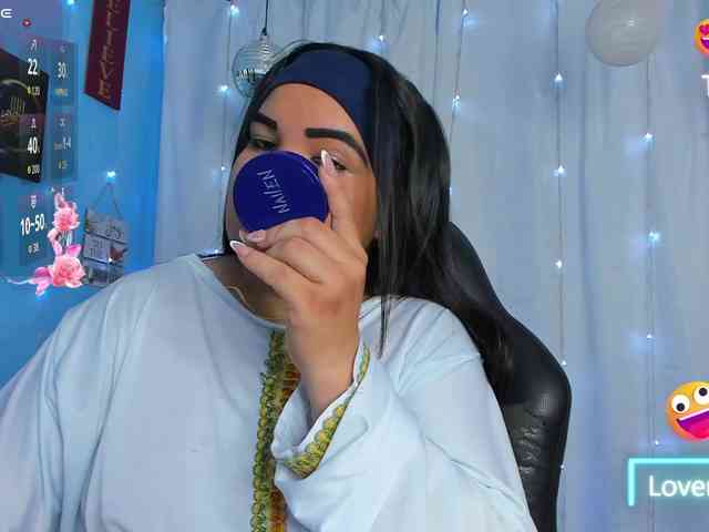 FalakYasin webcam