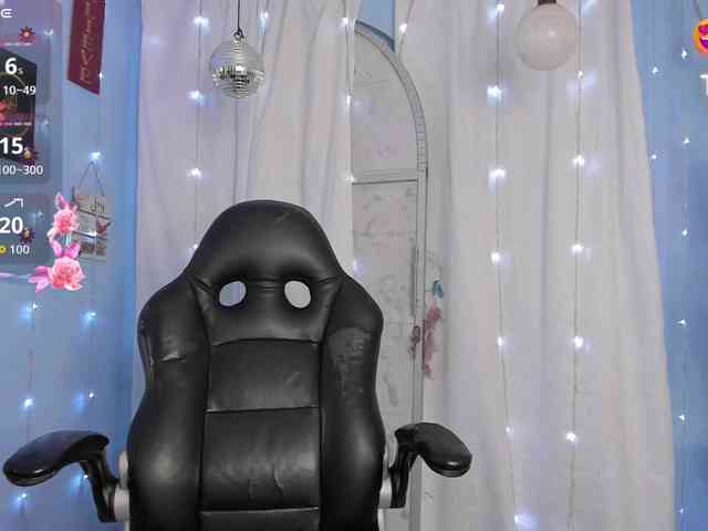 FalakYasin webcam
