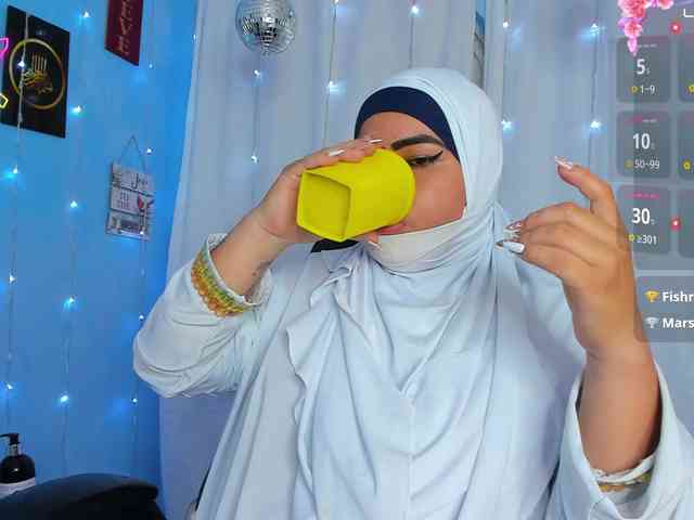 FalakYasin webcam