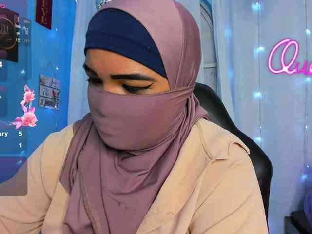 FalakYasin webcam
