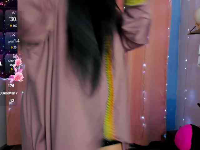 FalakYasin webcam