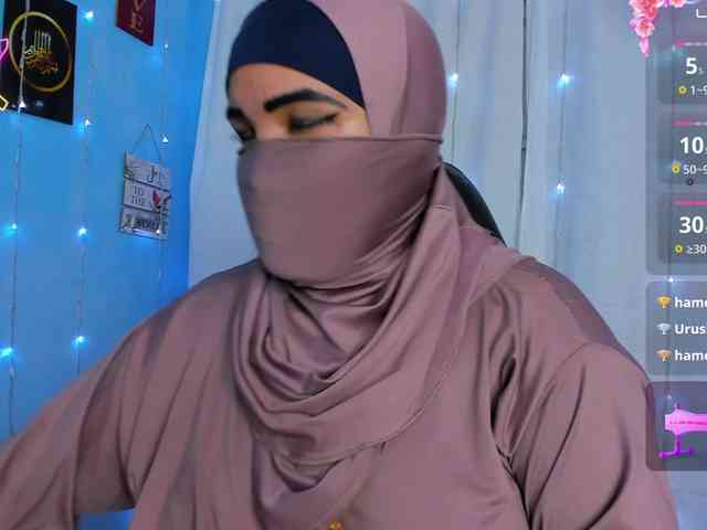 FalakYasin webcam