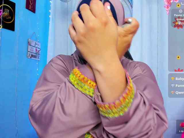 FalakYasin webcam