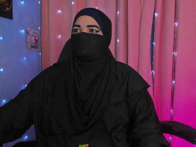 FalakYasin webcam
