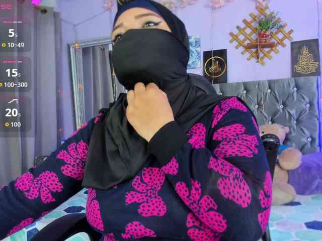 FalakYasin webcam