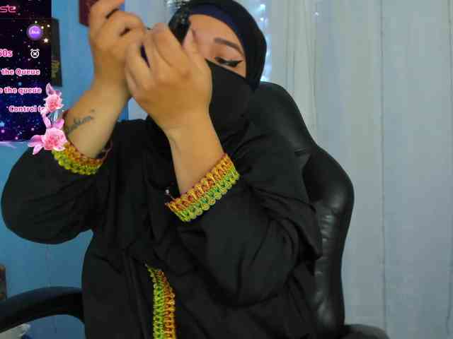 FalakYasin webcam