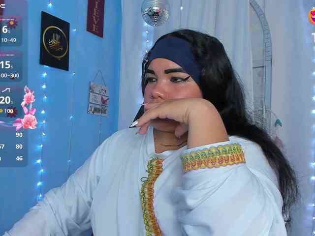 FalakYasin webcam