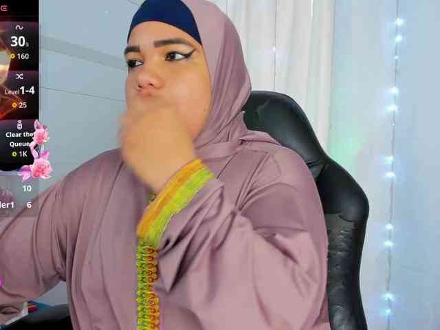 FalakYasin webcam